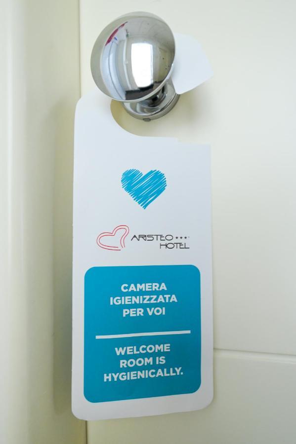 Hotel Aristeo Rimini Esterno foto