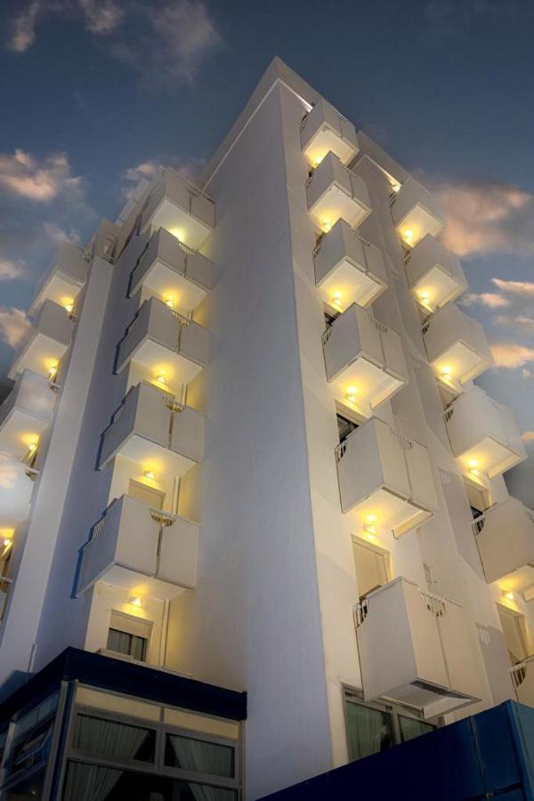 Hotel Aristeo Rimini Esterno foto