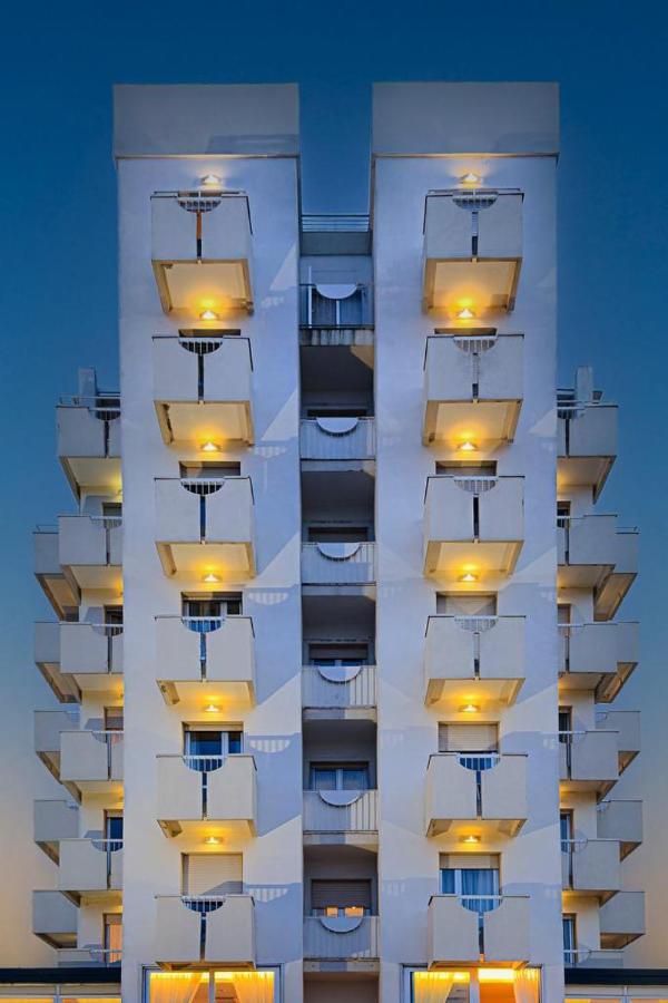 Hotel Aristeo Rimini Esterno foto
